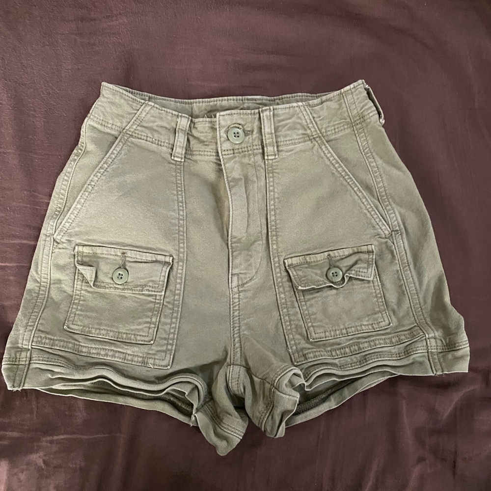 American Eagle Outfitters Sage Green Women's Cargo Shorts